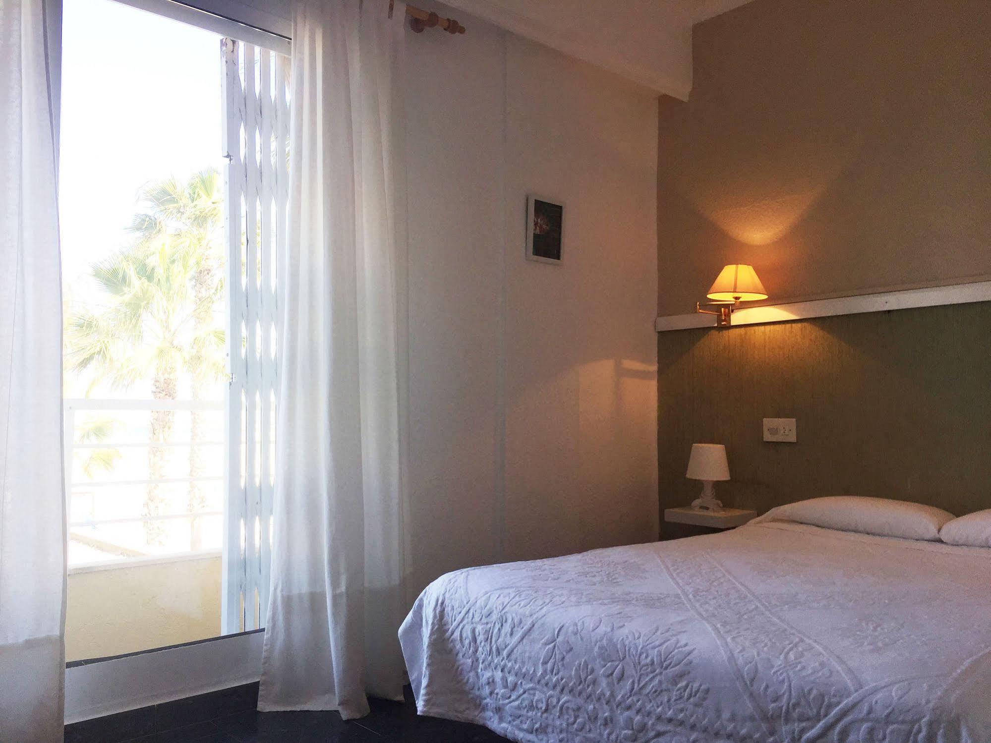 Malvarrosa Beach Rooms فالنسيا المظهر الخارجي الصورة